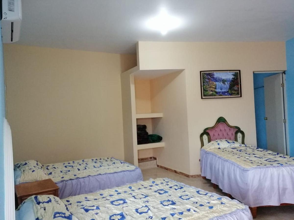 Hotel Real Cadereyta de Montes Exterior photo
